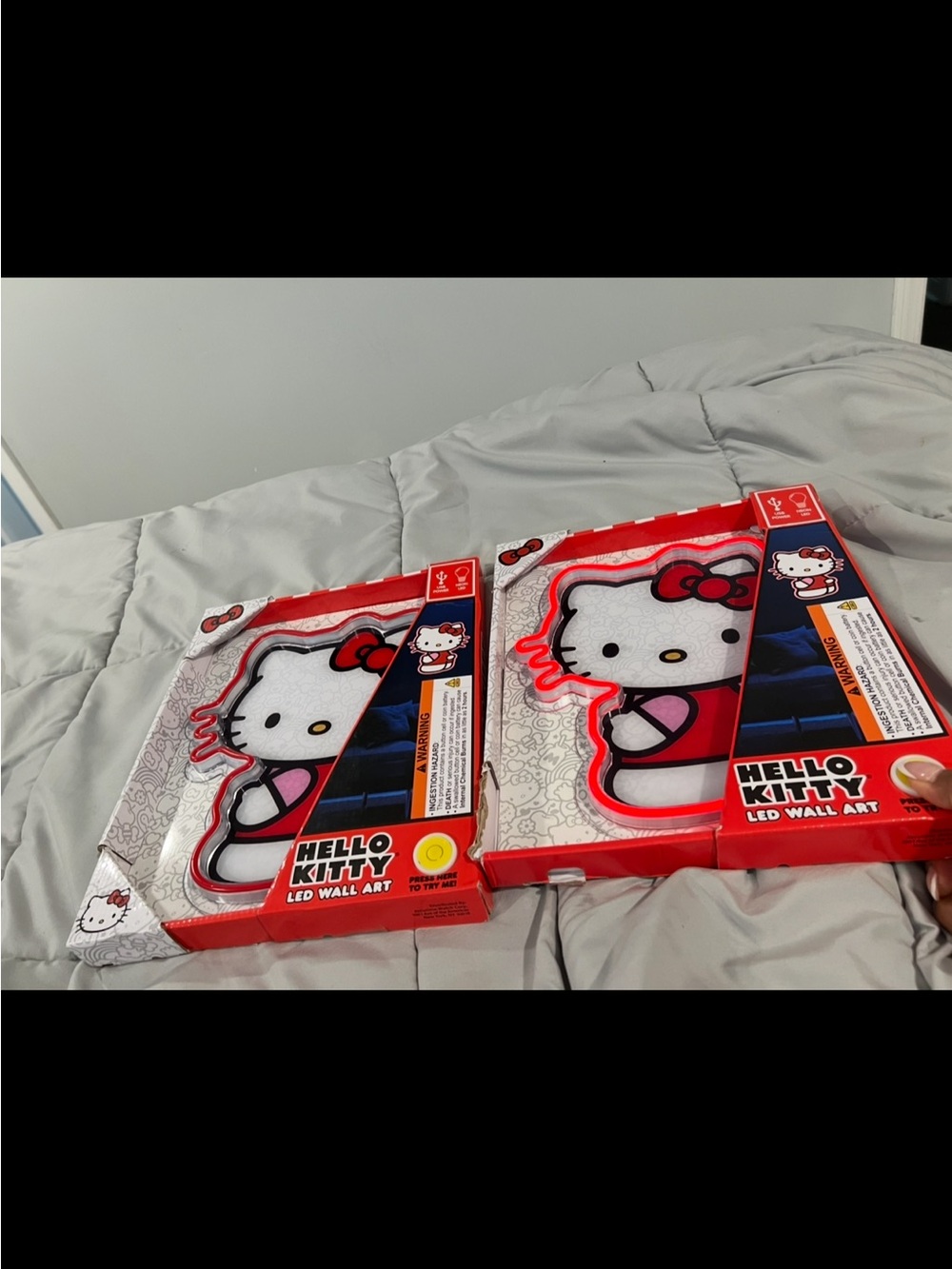 🔥Hello Kitty Red, Pink & White LED Wall Décor
2 for $25